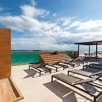 Beautiful 5Th Avenue Apt - Distrito Corazon E4